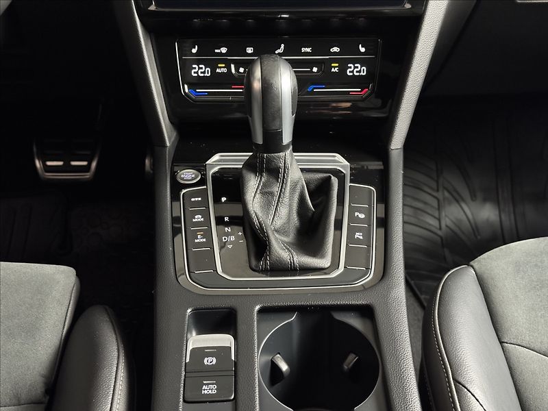 Volkswagen Arteon Shooting Brake 1,4 TSi  DSG R-Line LED Assist - fotka 19 z 50