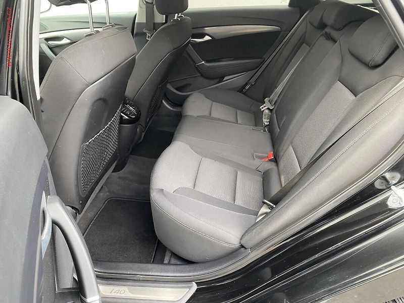 Hyundai i40 (2017) 1.7 CRDi, ČR, AC, park.čidla - fotka 10 z 19