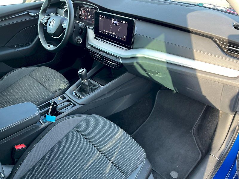 Škoda Octavia (2024) 1.5 TSI 110kW Selection Combi - fotka 12 z 25