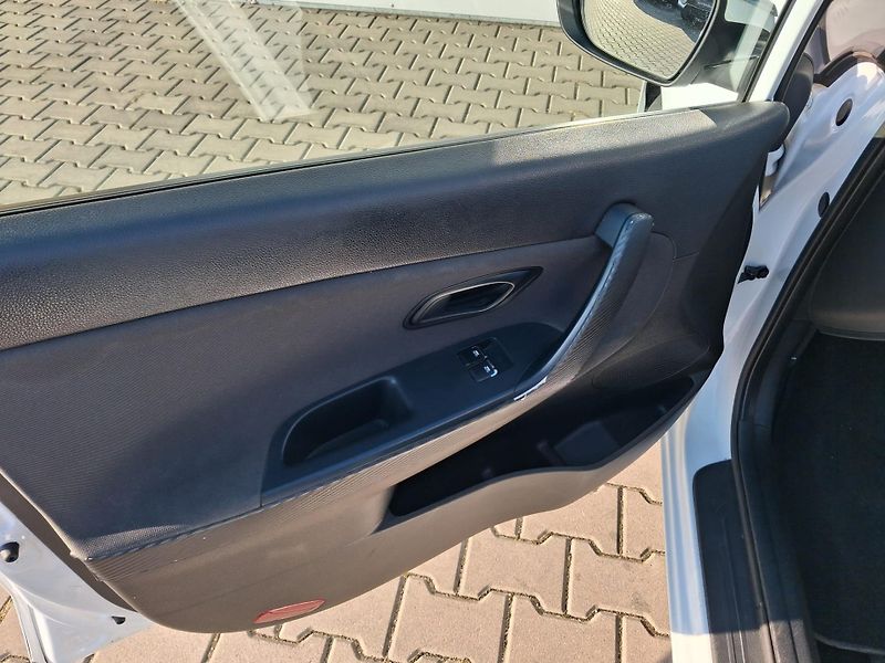 Kia Ceed 1.4 CVVT 73kW Comfort - fotka 12 z 19