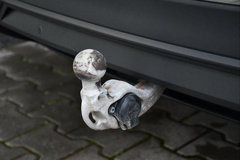 Volkswagen Tiguan 2.0TDi DSG NAVI TAŽNÉ ČR 1.M - fotka 40 z 41