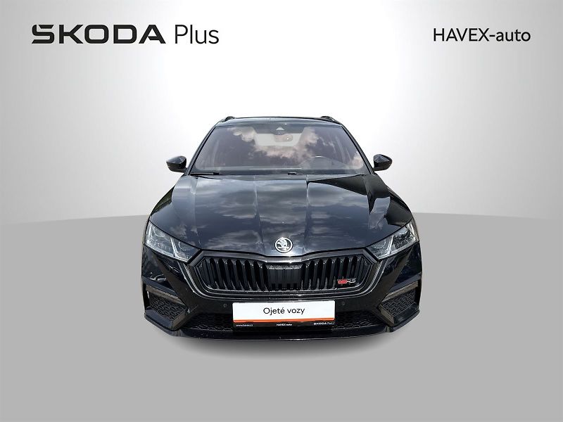 Škoda Octavia (2020) Combi 1.4 TSI iV DSG RS - fotka 4 z 35