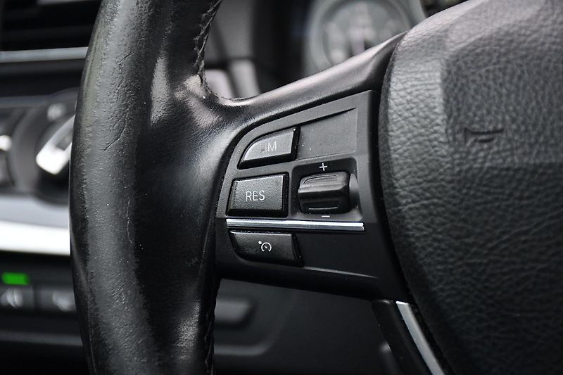 BMW Řada 5 530d xDrive ČR 2xKOLA - fotka 26 z 47