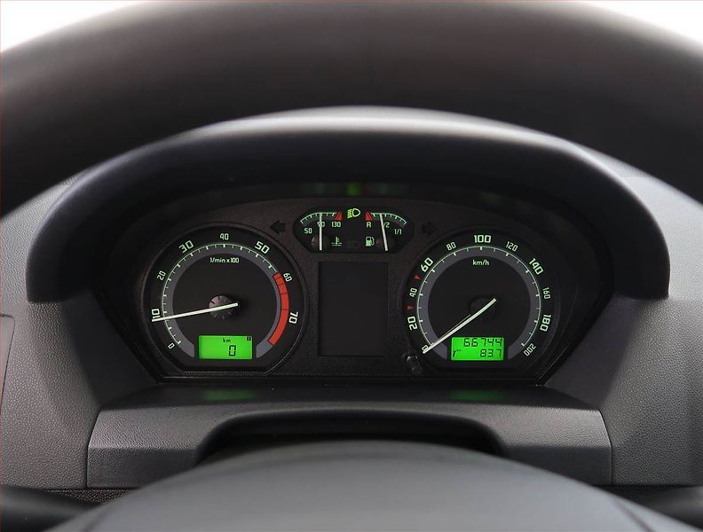 Škoda Fabia (2006) 1.2, po STK, Tažné - fotka 11 z 15