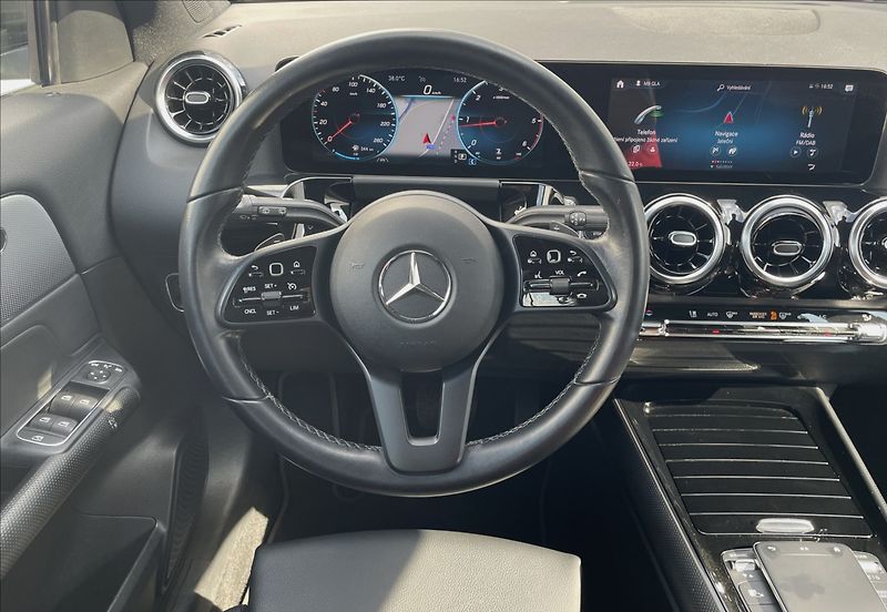 Mercedes-Benz GLA 200d,110kW,AUT.,STK 7/28,DPH - fotka 11 z 26