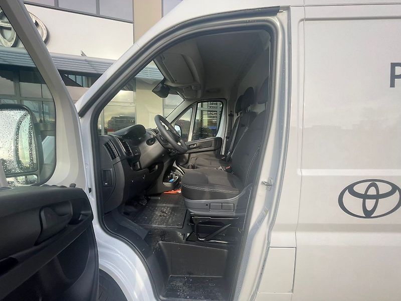 Toyota Proace Max Panel Van EV 110kWH L3H2 Activ - fotka 12 z 25