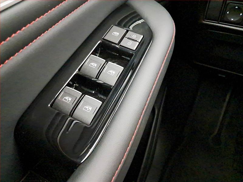 Dongfeng T5 EVO (2025) Deluxe 1.5 Turbo - fotka 16 z 25
