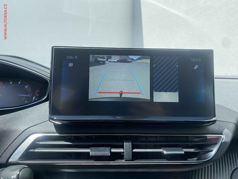 Peugeot 5008 (2021) 1.5 HDi, Active, AT, navi, TZ - fotka 17 z 18