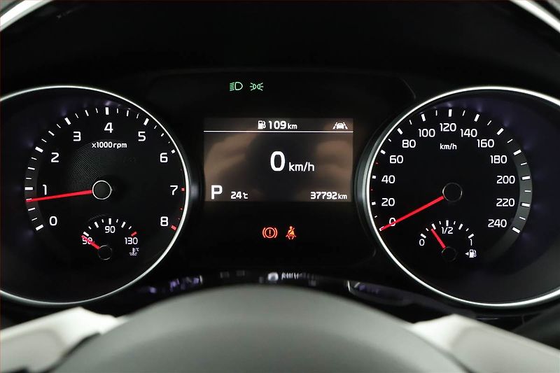 Kia XCeed (2020) 1.4 T-GDI, Automat, Serv.kniha - fotka 8 z 20