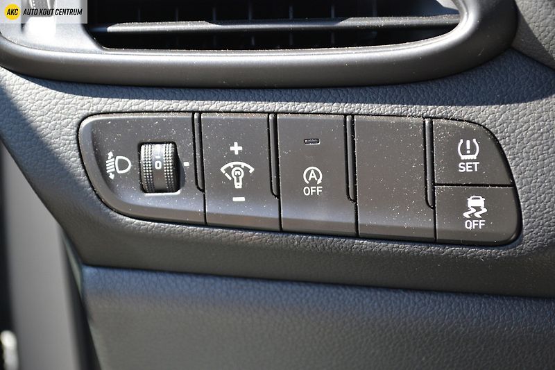 Hyundai i30 1.0T-GDI SMART ALU16 - fotka 38 z 49