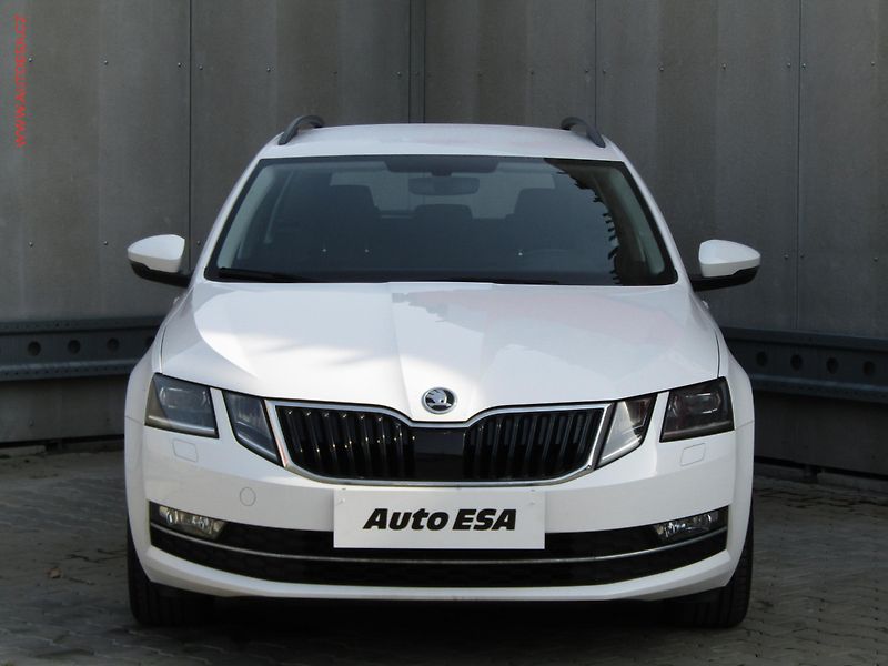 Škoda Octavia (2017) 1.4 TSI G-TEC, 2.maj,ČR - fotka 2 z 18