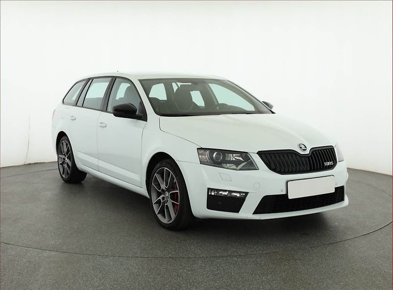 Škoda Octavia (2015) RS 2.0 TDI, Serv.kniha, Kůže - fotografie inzerátu