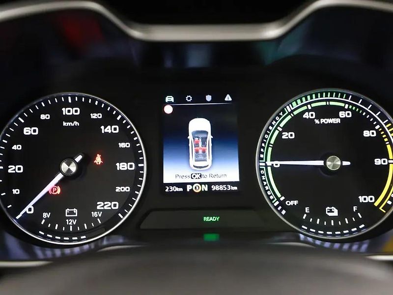 MG ZS EV 105kW 45kWh LUXURY DPH - fotka 5 z 11