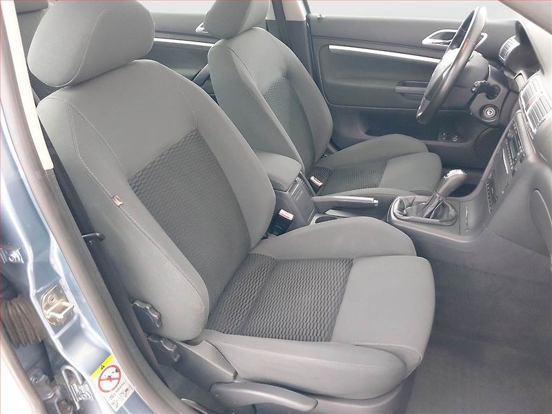 Škoda Superb (2008) Ambiente 2.0 TDI, nová STK - fotka 9 z 15