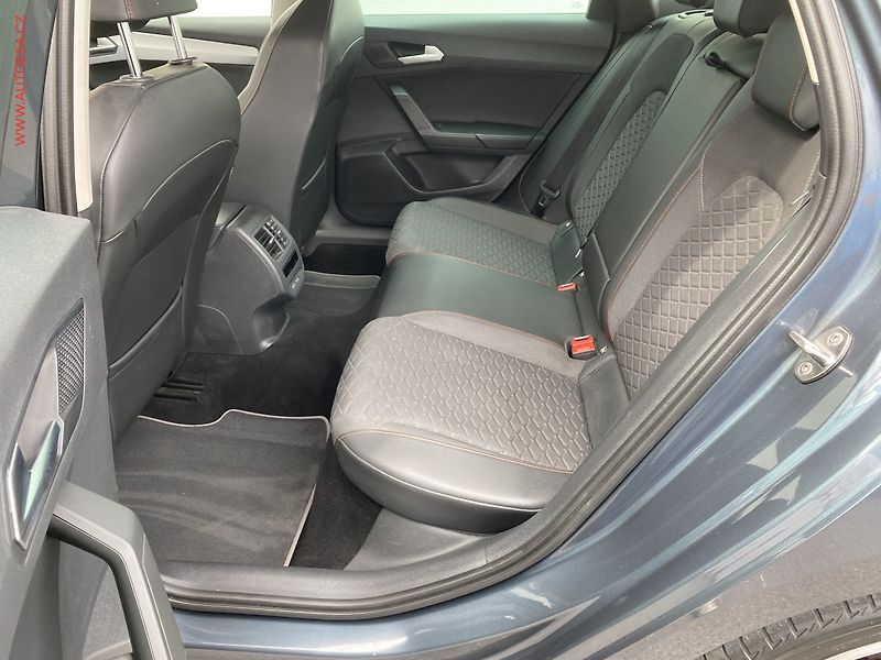 Seat Leon (2021) 1.5 TSi, ČR, FR, LED, TZ - fotka 10 z 17