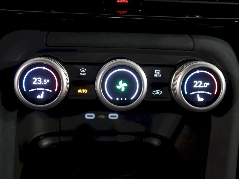 Škoda Kodiaq (2026) SPORTLINE 2.0TSI 150KW 4x4 DSG - fotka 37 z 49
