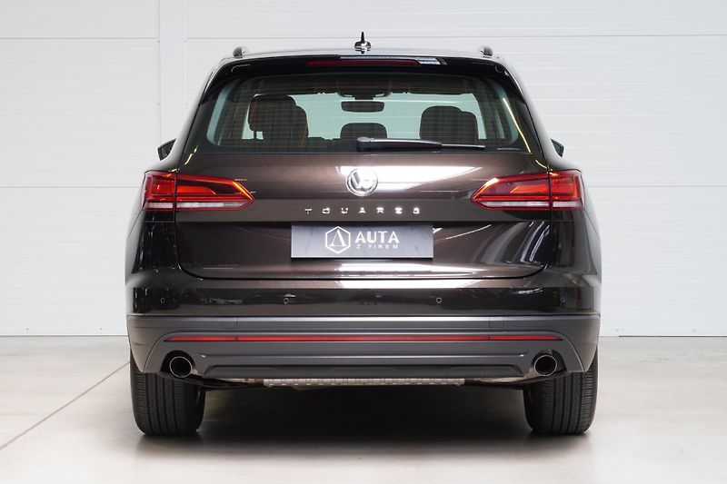 Volkswagen Touareg 3.0TDI,170kW,ČR,DigitalCockpit - fotka 7 z 29
