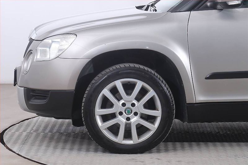 Škoda Yeti (2012) 2.0 TDI, 4X4, Automat - fotka 15 z 18
