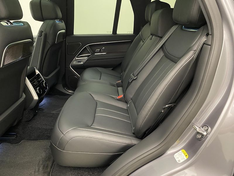 Land Rover Range Rover (2026) P550e AUTOBIOGRAPHY - fotka 6 z 99