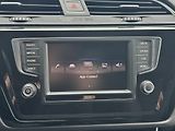 Volkswagen Touran (2017) 1.4TSi Highline 7míst RZV - náhled 30