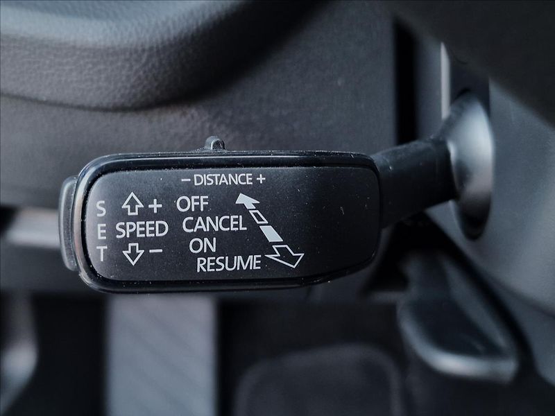 Škoda Octavia 1.4 TSI iV DSG Style,ČR,1.Maj - fotka 23 z 50