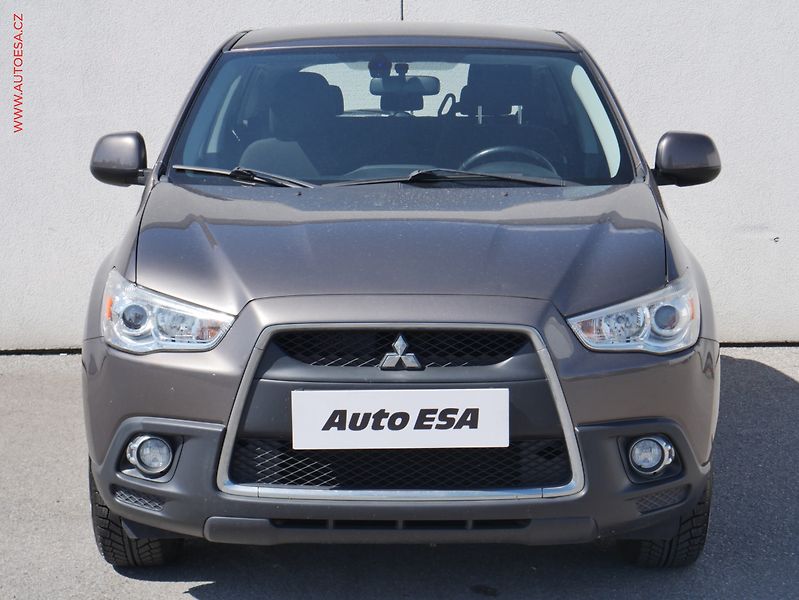 Mitsubishi ASX (2012) 1.6 MiVEC, ČR, AC, tažné - fotka 2 z 18