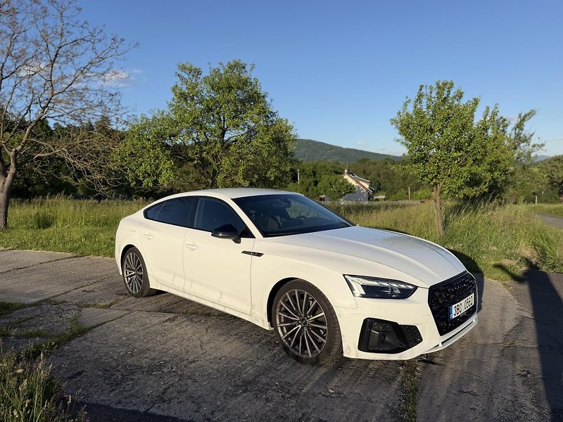 Audi A5 (2022) - fotka 2 z 18