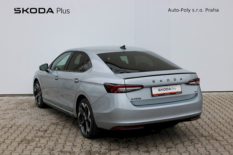Škoda Superb (2025) Sportline 1,5 TSI PHEV - fotka 7 z 25