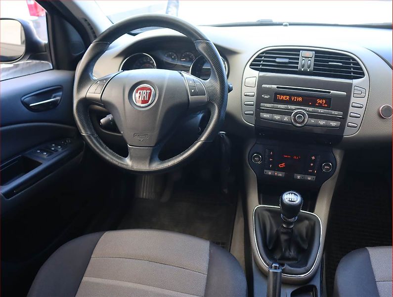 Fiat Bravo (2012) 1.4 16V, po STK, CZ doklady - fotka 7 z 15