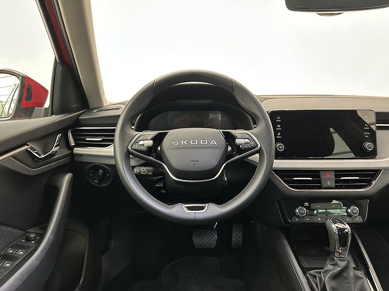 Škoda Kamiq 1.5 TSI Top selection - fotka 5 z 27