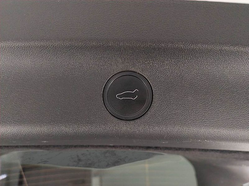 Tesla Model Y (2023) Long Range AWD 79kWh, SoH 91% - fotka 19 z 22