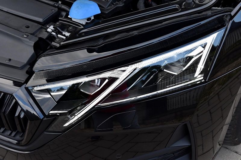 Škoda Octavia (2025)  Škoda  2.0 TSI Sportline 4x4 - fotka 9 z 15