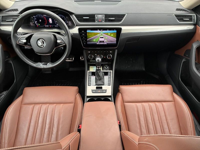 Škoda Superb (2022) L&K 2.0TDI 147kW DSG 4x4 TAŽNÉ - fotka 9 z 11