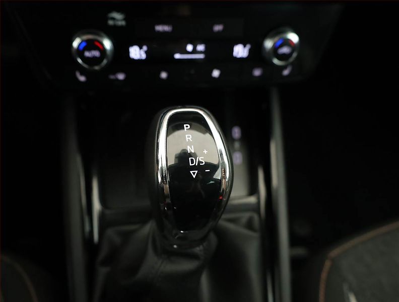 Škoda Scala (2025) 1.0 TSI - fotka 16 z 21