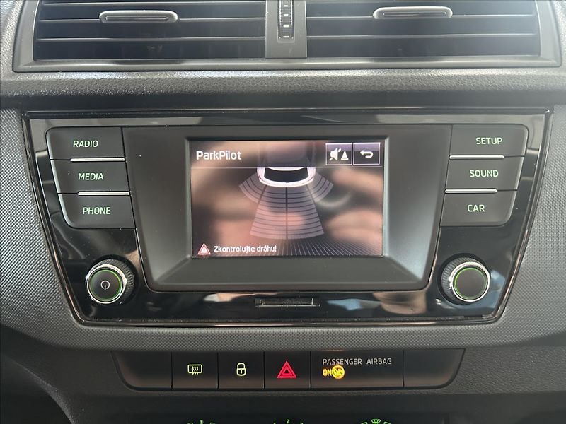 Škoda Fabia 1,0   TSI 70kW,SERVISKA - fotka 12 z 18