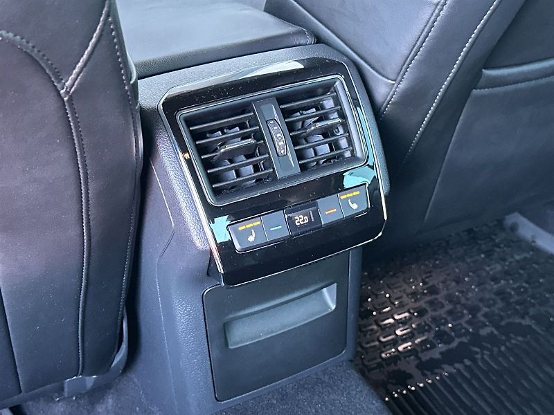 Škoda Superb (2022) 1.5 TSI DSG Style + - fotka 26 z 36