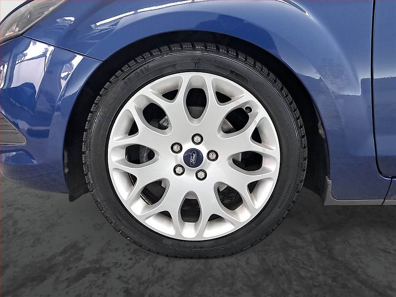 Ford Focus (2010) 1.8 16V, nová STK, v provozu - fotka 14 z 14