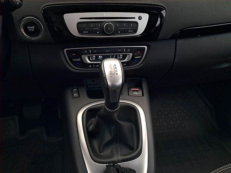 Renault Scénic (2016) BOSE 1.5 dCi, Automat, 7 míst - fotka 13 z 20