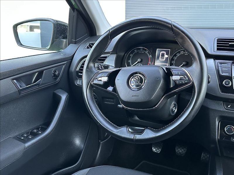 Škoda Fabia 1,0 TSI 110PS  Style Plus - fotka 22 z 53