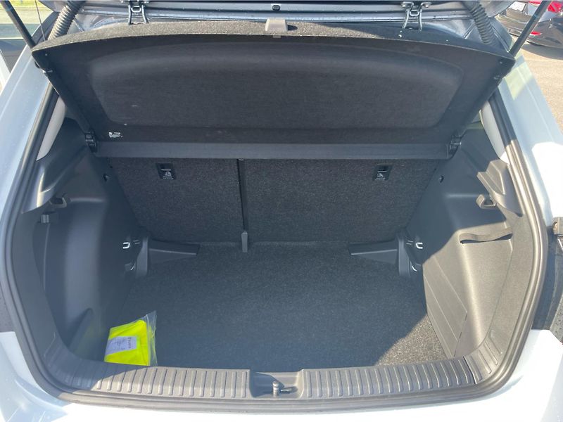 Škoda Fabia 1.0 TSi STYLE - fotka 13 z 26