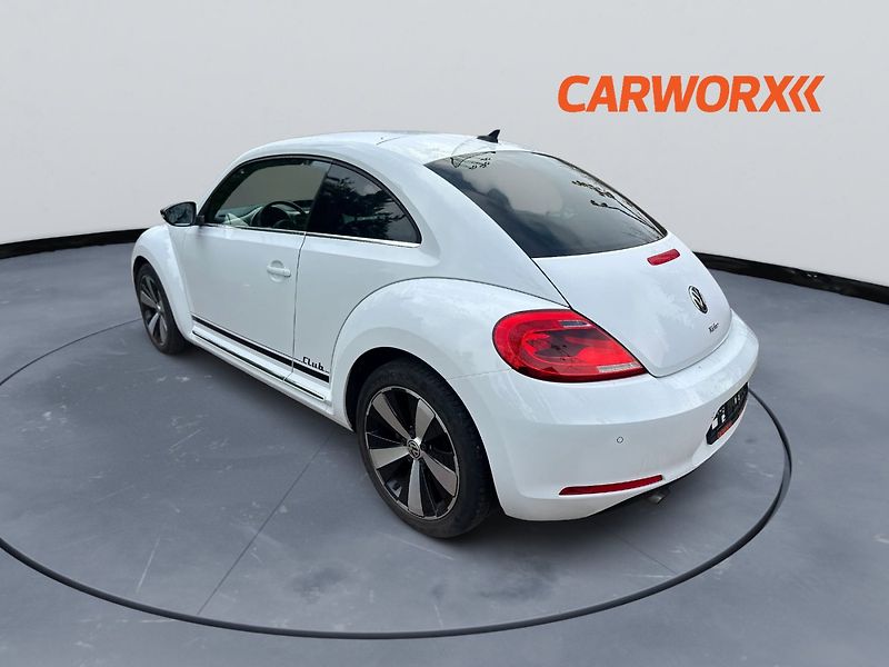 Volkswagen New Beetle (2015) 1.2Tsi 77kw Club - fotka 5 z 33
