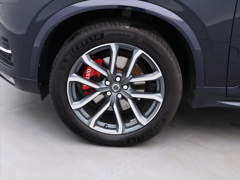 Volvo XC90 2,0 D5 177kW AWD CZ Inscriptio - fotka 28 z 36