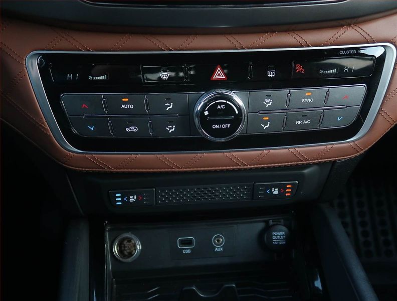 SsangYong Rexton (2019) 2.2 Diesel - fotka 19 z 34