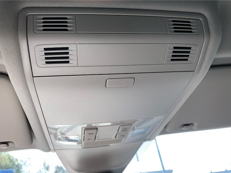 Volkswagen Tiguan 2.0 TDI - fotka 23 z 29