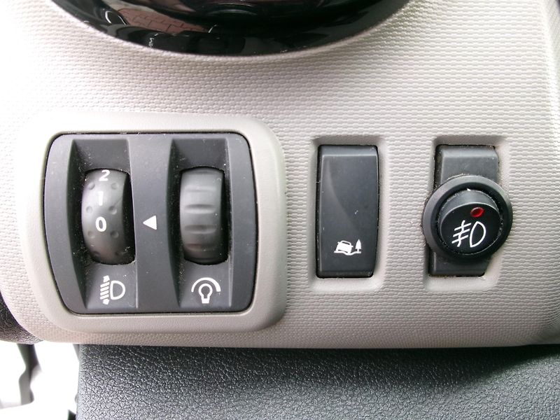 Renault Trafic (2017) 1,6dCi KLIMA TAŽNÉ 1.MAJ - fotka 17 z 26
