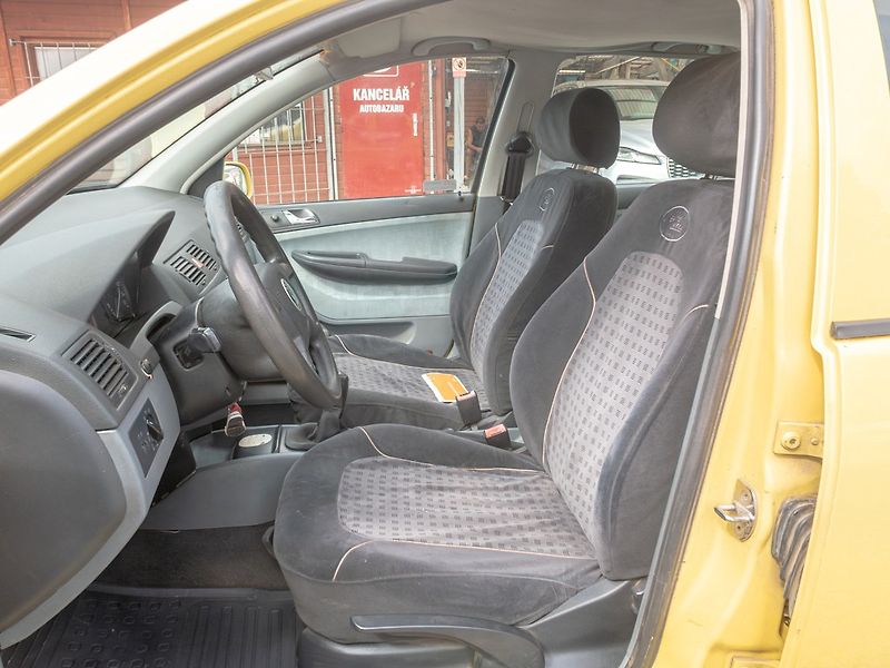 Škoda Fabia (2002) ČR 1.4i 44KW – 3/2028 - fotka 6 z 17
