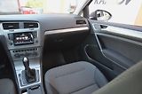 Volkswagen Golf (2014) 2.0 TDi 110kW DSG Comfortline - náhled 21
