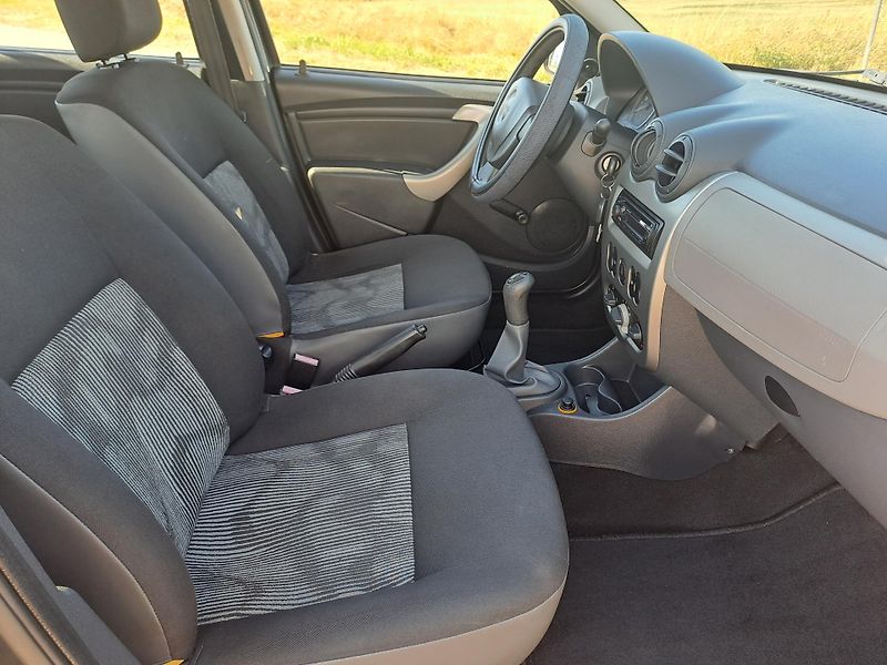 Dacia Sandero (2010) 1.4 2xKOLA, PĚKNÝ STAV - fotka 14 z 25