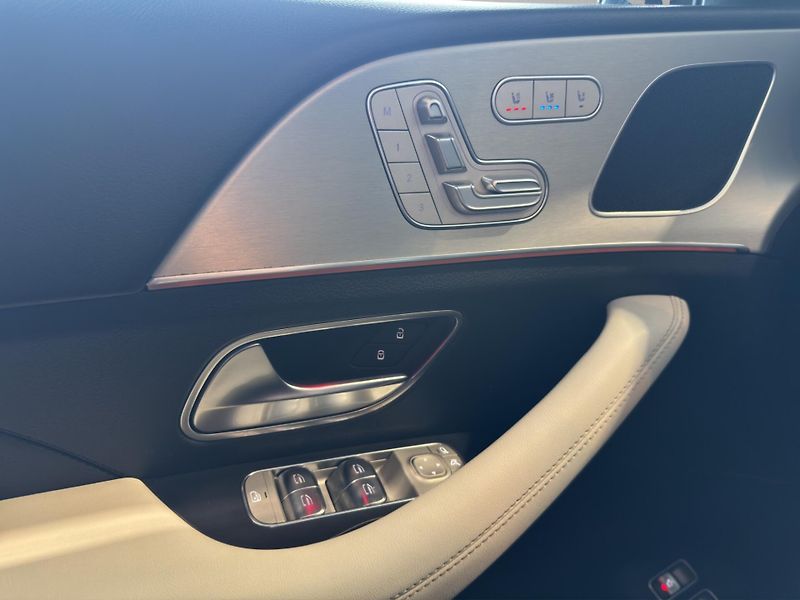 Mercedes-Benz GLE (2019) 450 - fotka 8 z 24