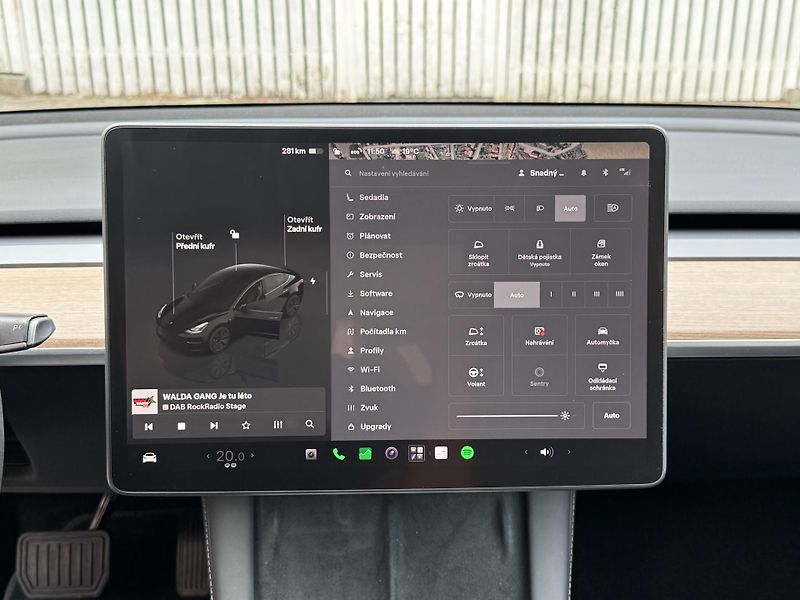 Tesla Model 3 AWD,  LONG RANGE DUAL SOH 95% - fotka 19 z 30